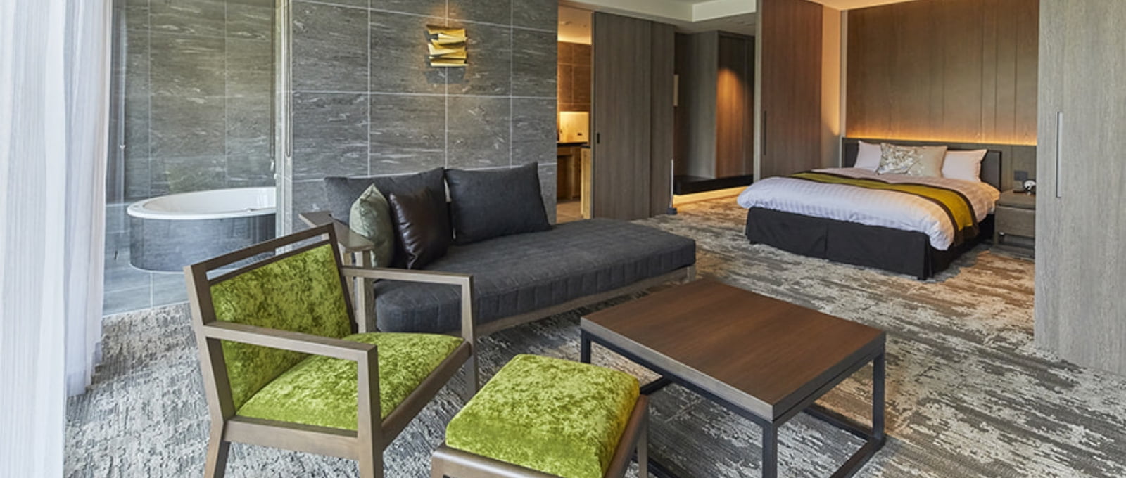 洋室　定員：4名　広さ：59～63㎡