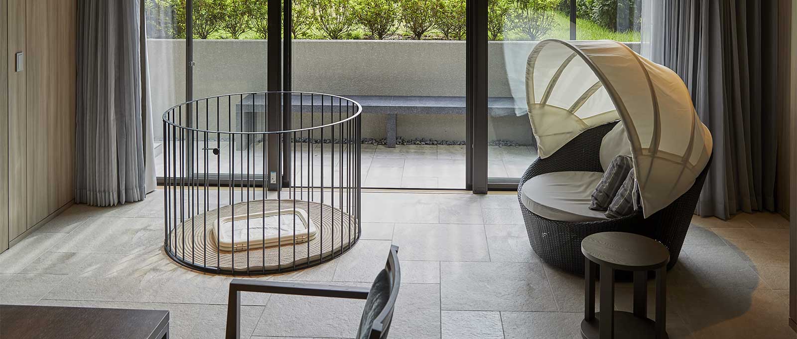 洋室　定員：5名　広さ：70㎡