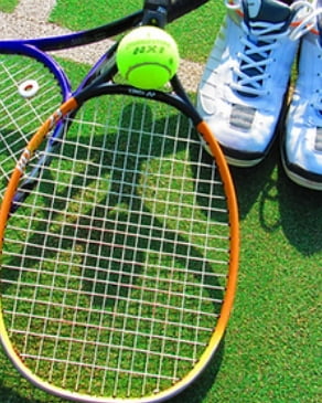 付帯施設：テニスコート